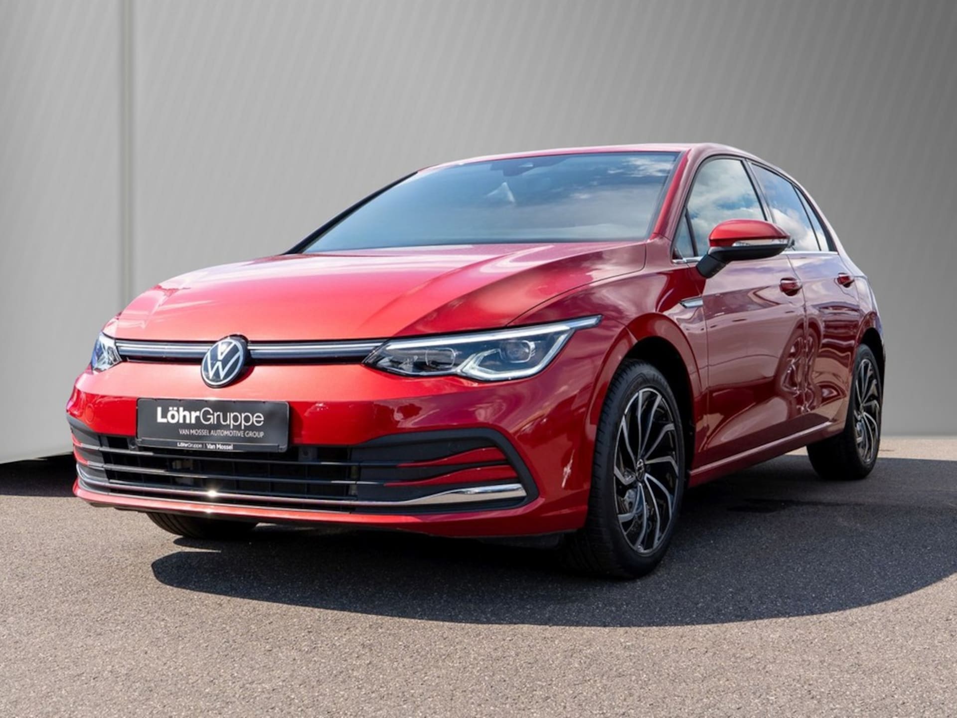 Volkswagen Golf 2023 — Golf VIII 1.5 eTSI DSG Style LED Plus, App