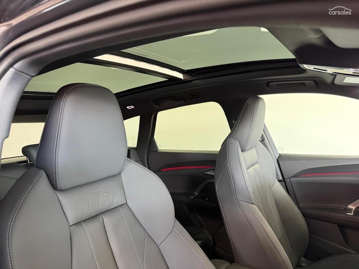 Image about Audi Q5 SUV TDI quattro 150 kW sport