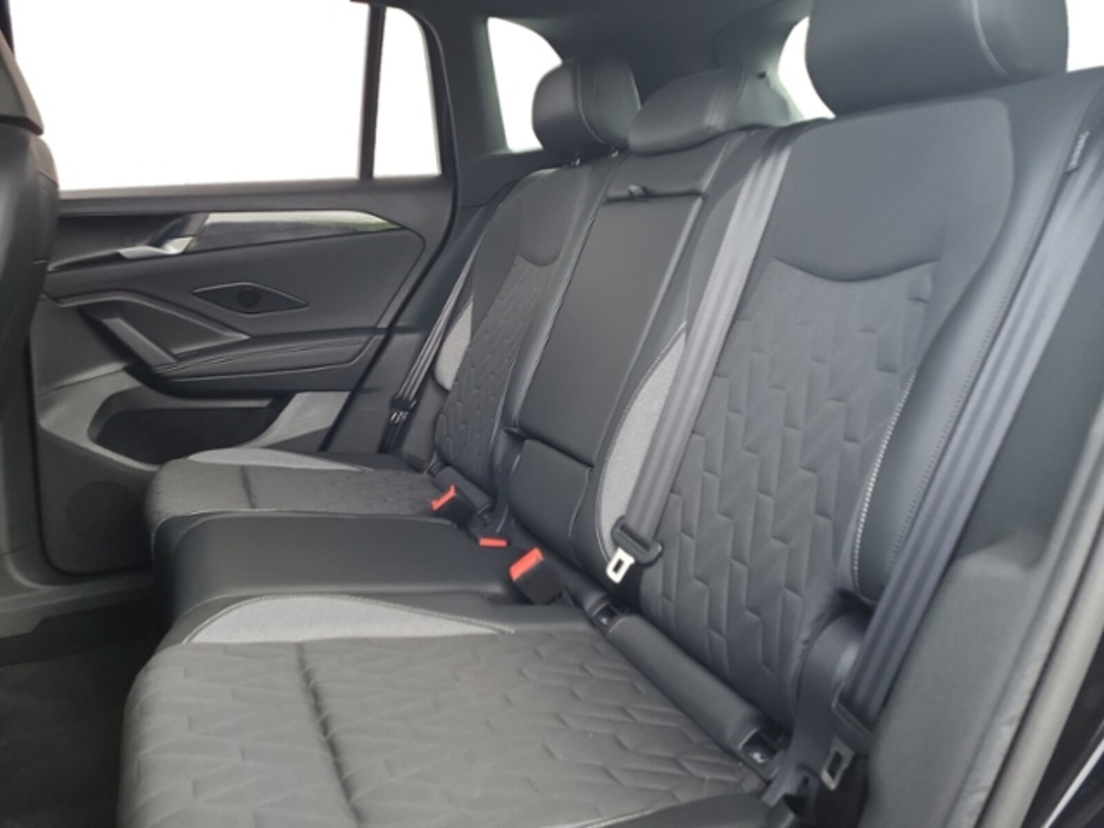 Volkswagen Tiguan – Bild 13