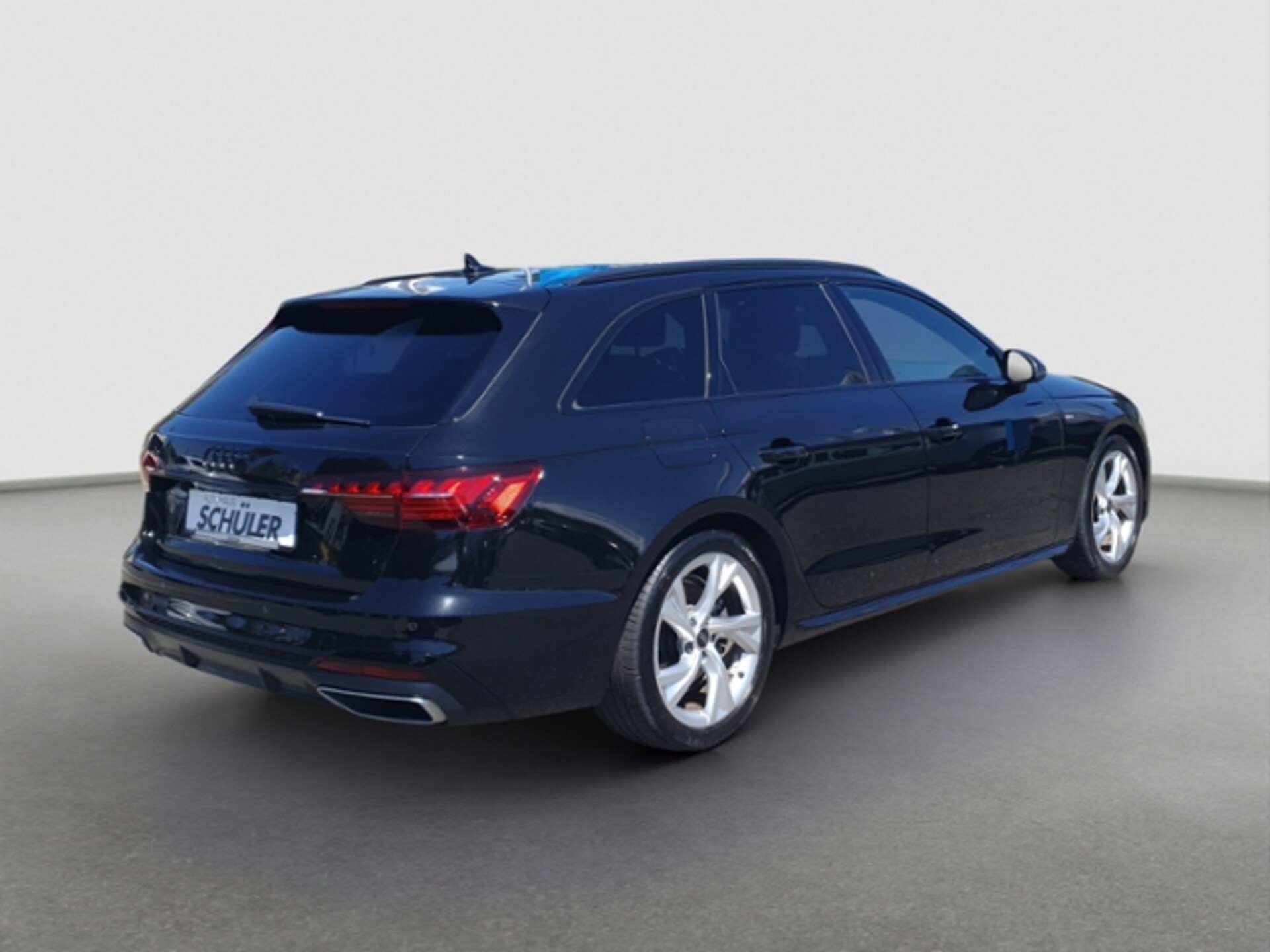 Audi A4 Avant S line