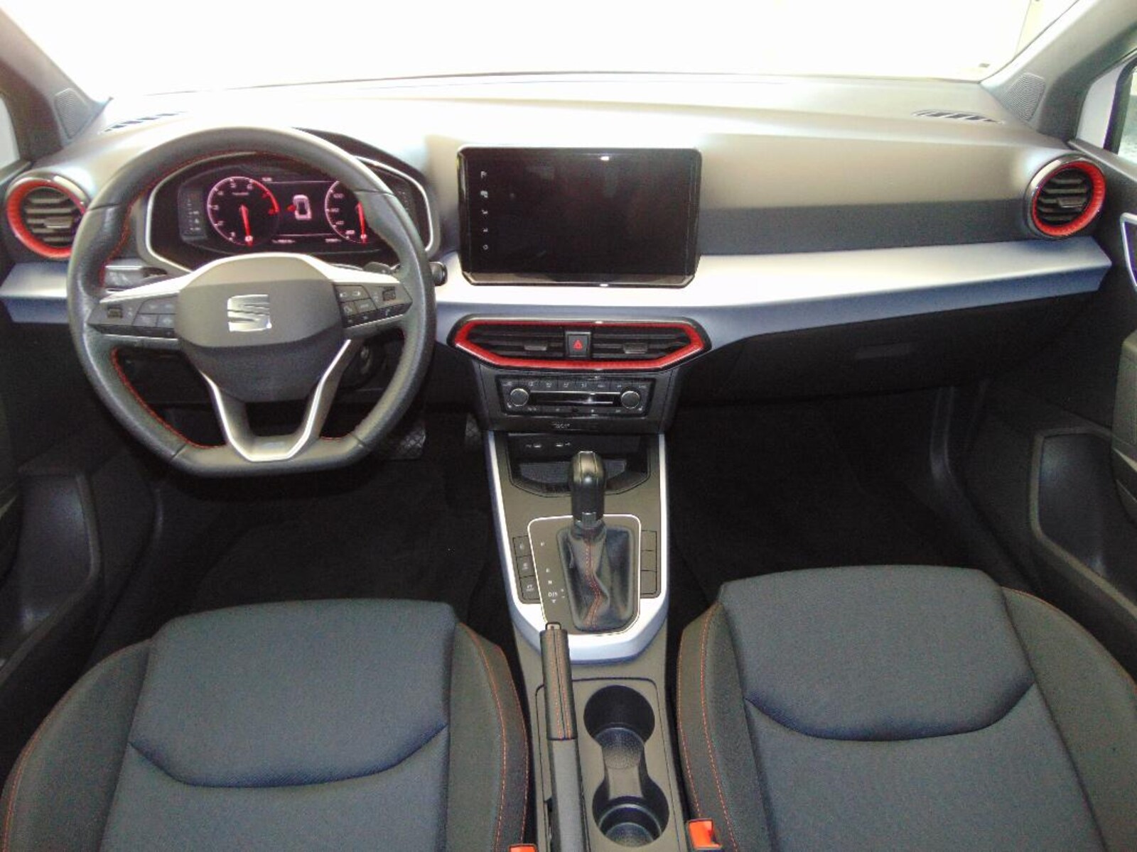 SEAT Arona – Bild 11
