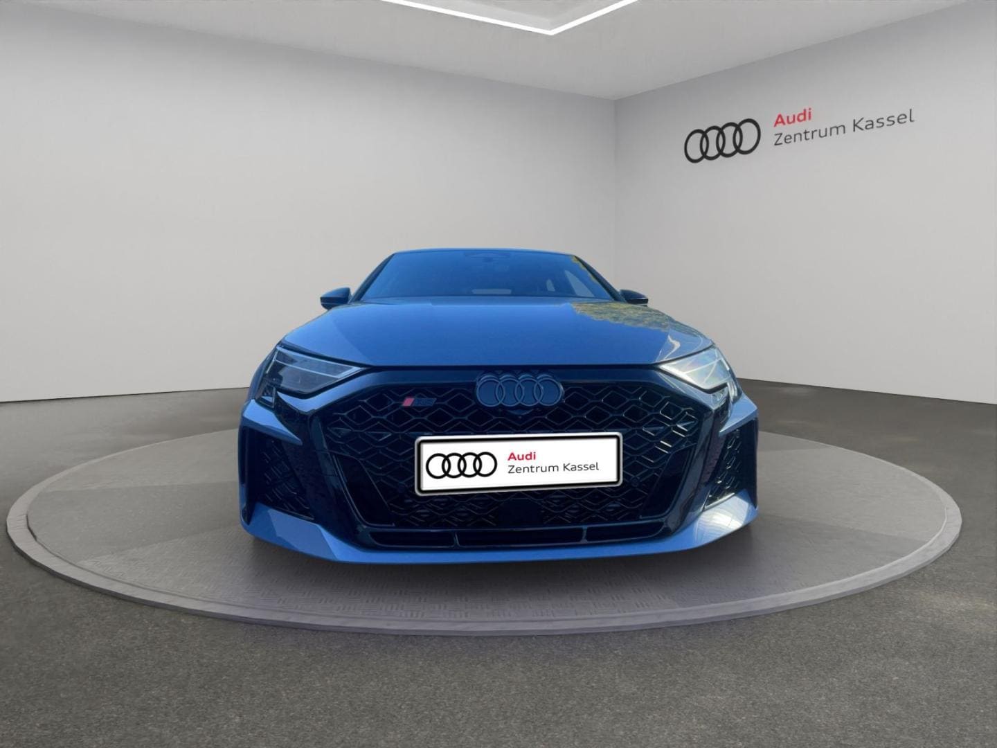 Bild über Audi RS 3 Sportback TFSI quattro 294 kW S tronic - für weitere Informationen kontaktieren Sie den Audi Partner