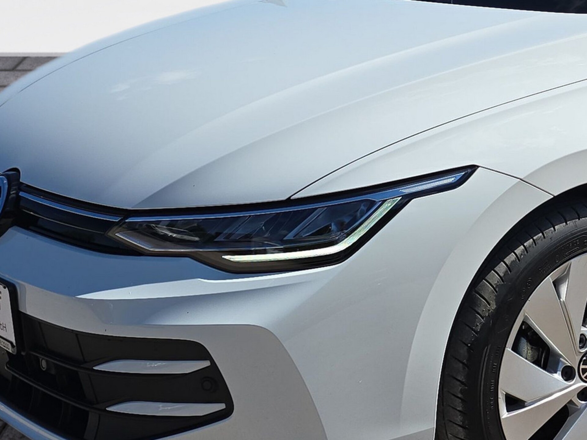 Volkswagen Golf Life