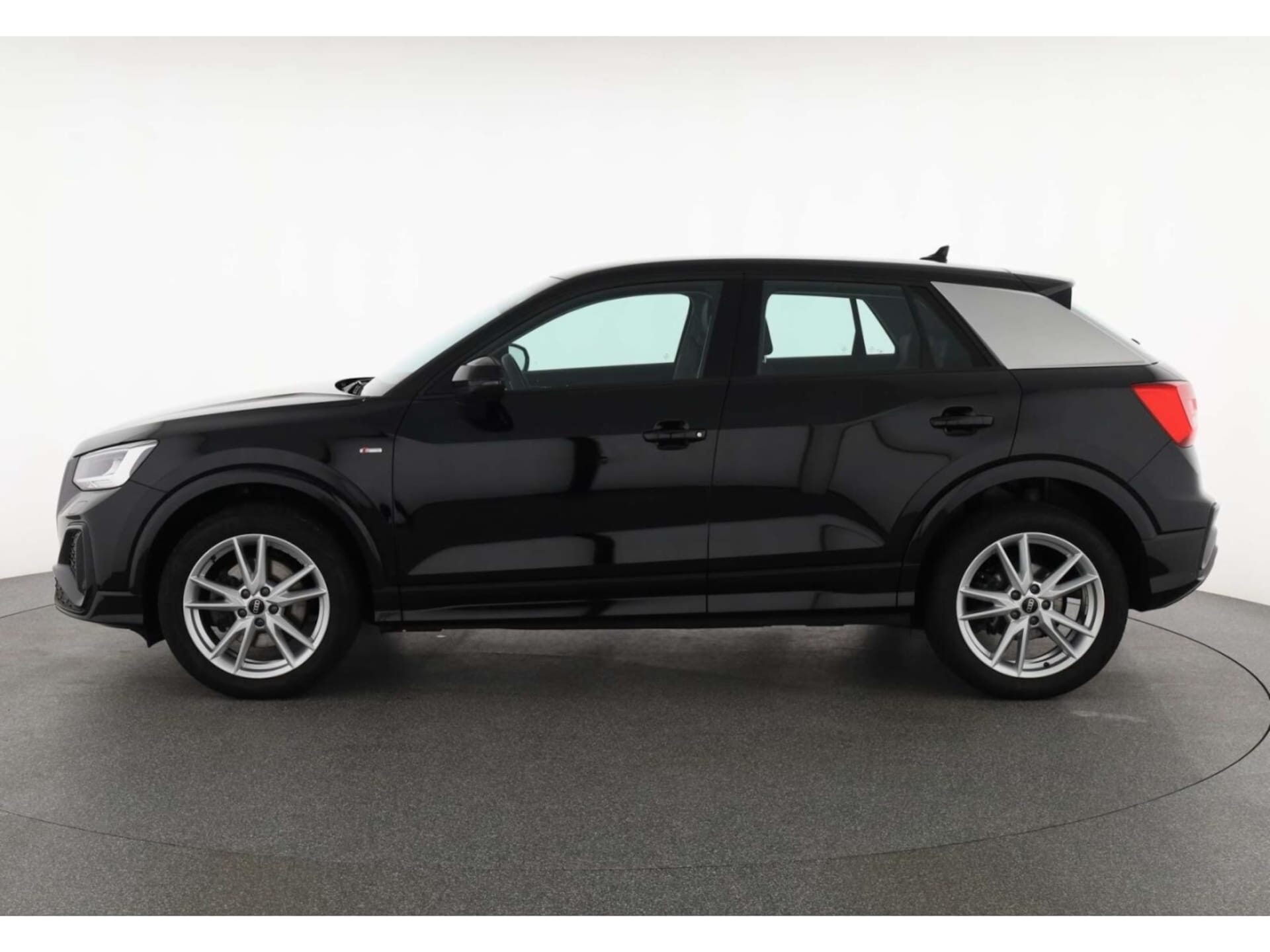 Audi Q2 S line