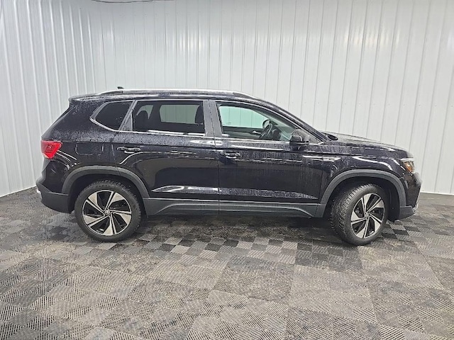 2023 Volkswagen Taos
