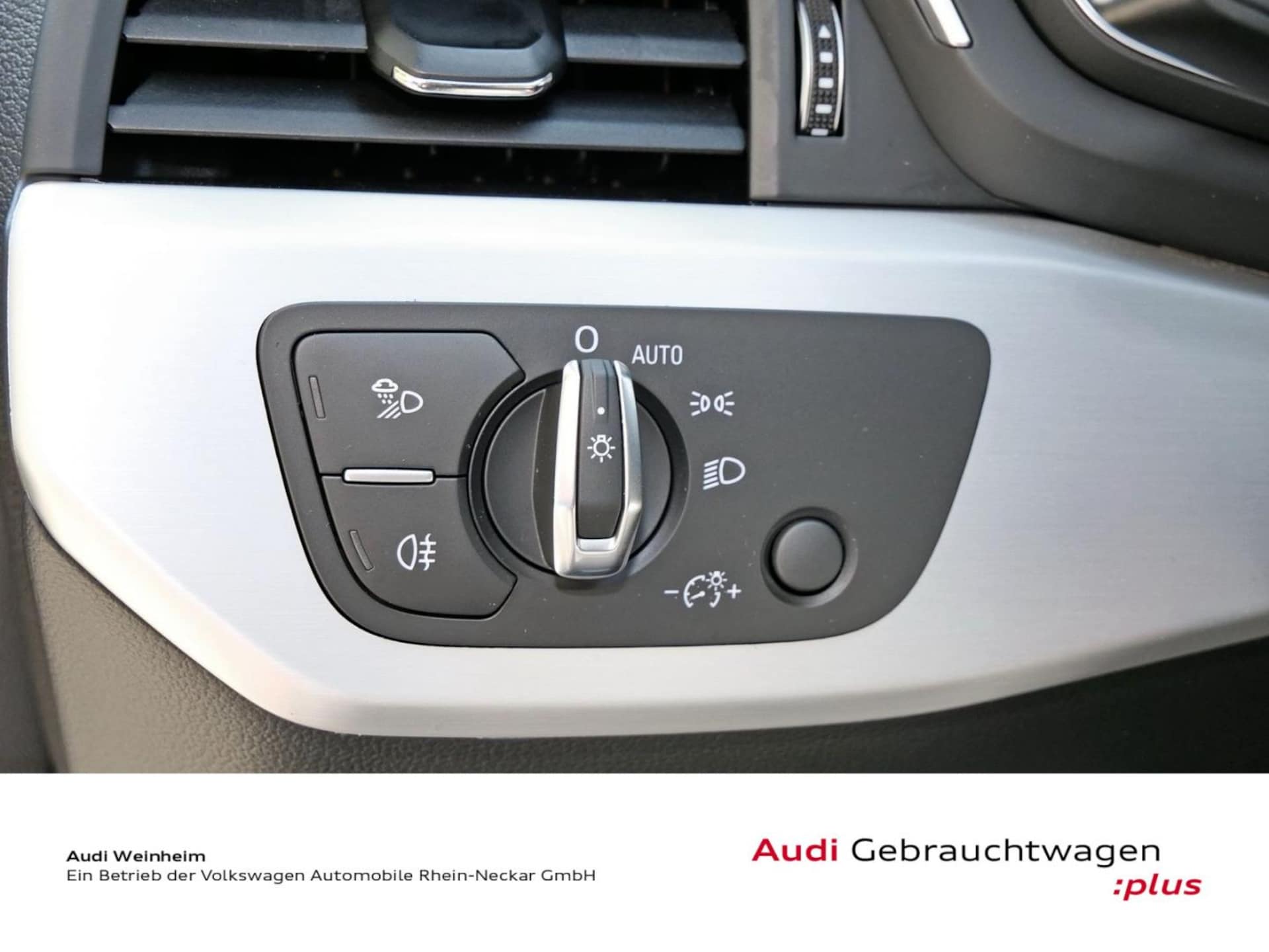 Audi A4 Avant S line