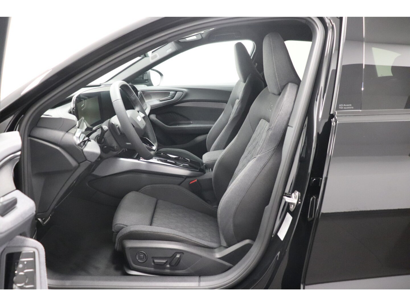 Bild über Audi A5 Avant TDI quattro 150 kW S tronic - für weitere Informationen kontaktieren Sie den Audi Partner