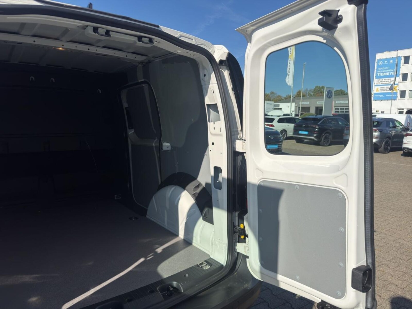 Volkswagen Caddy Cargo – Bild 21