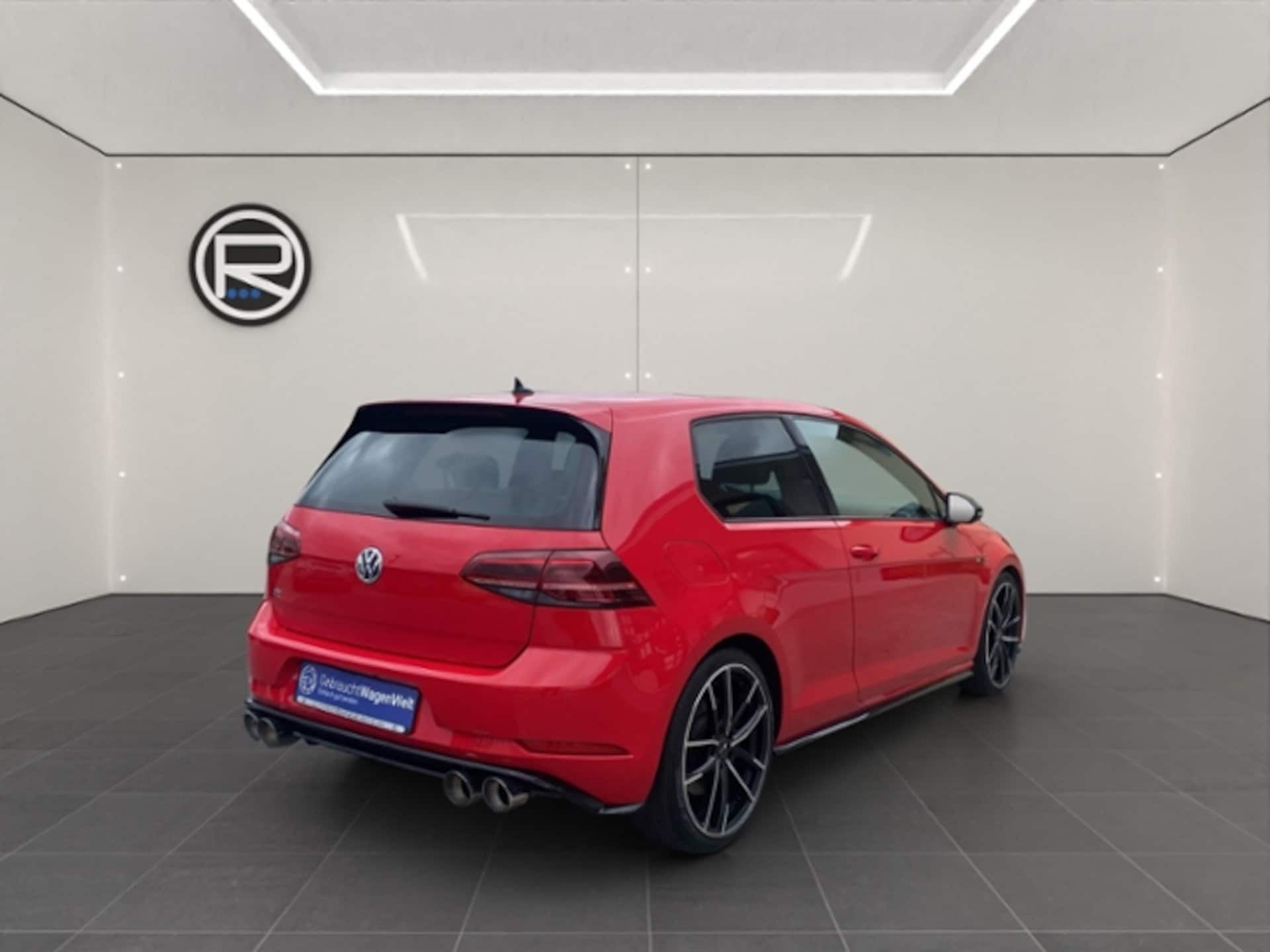 Volkswagen Golf R