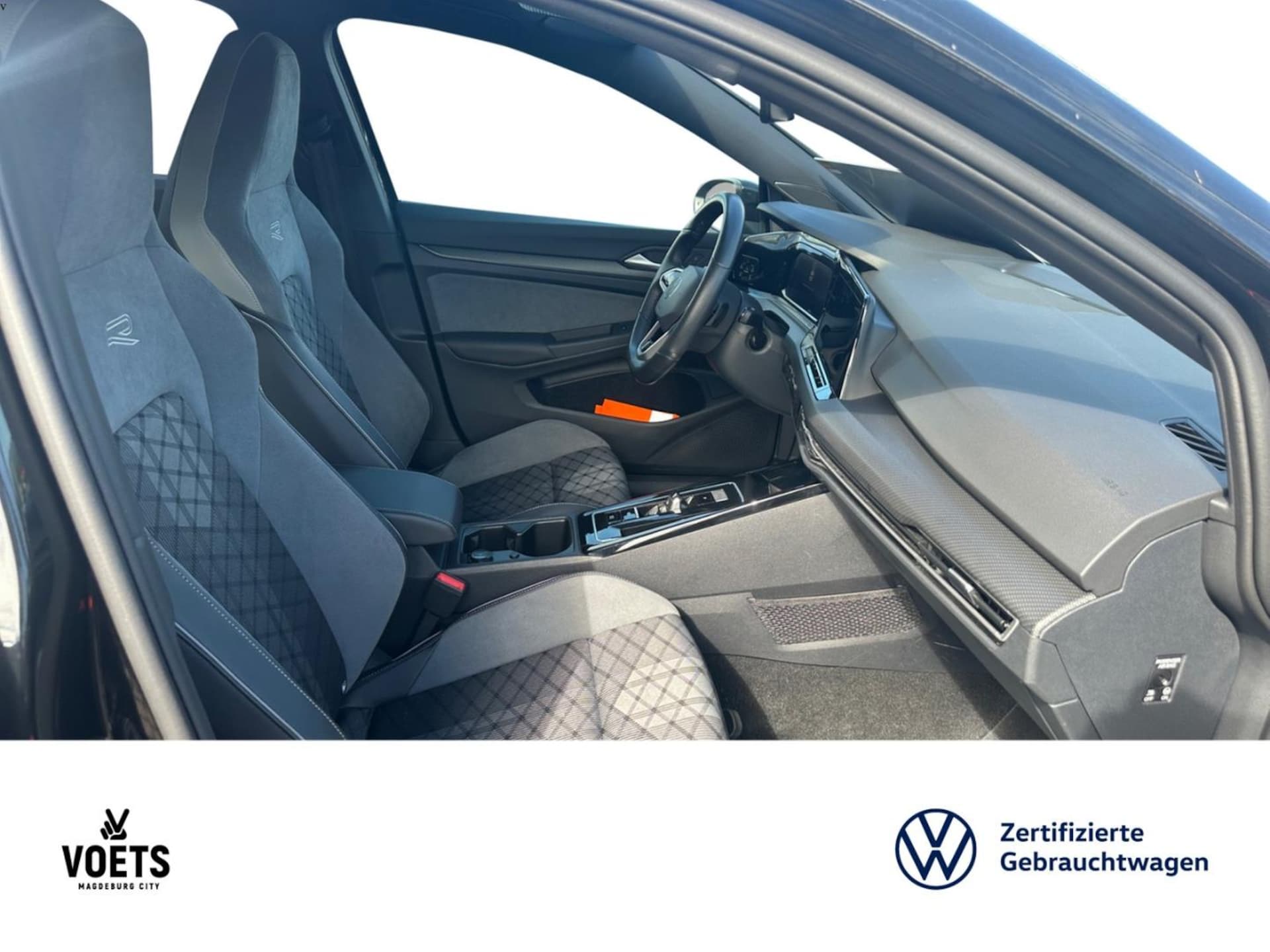 Volkswagen Golf R-Line