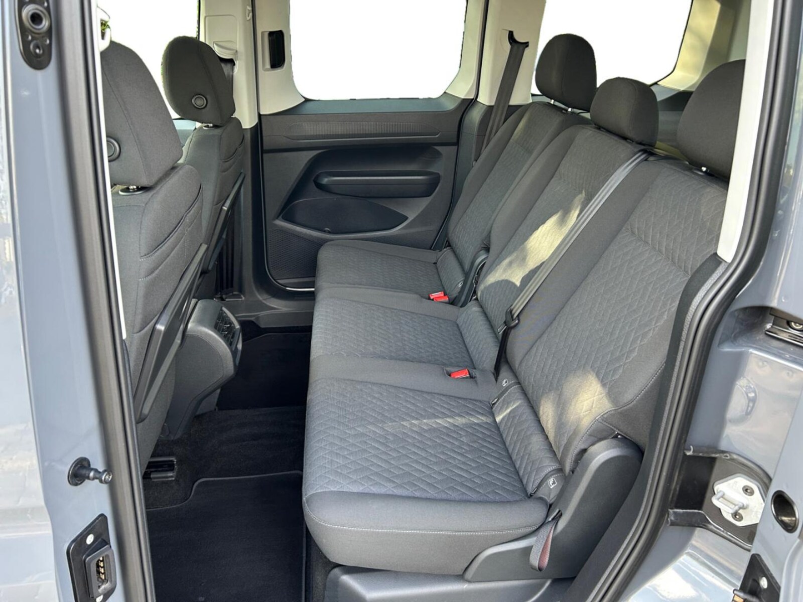 Volkswagen Caddy – Bild 10
