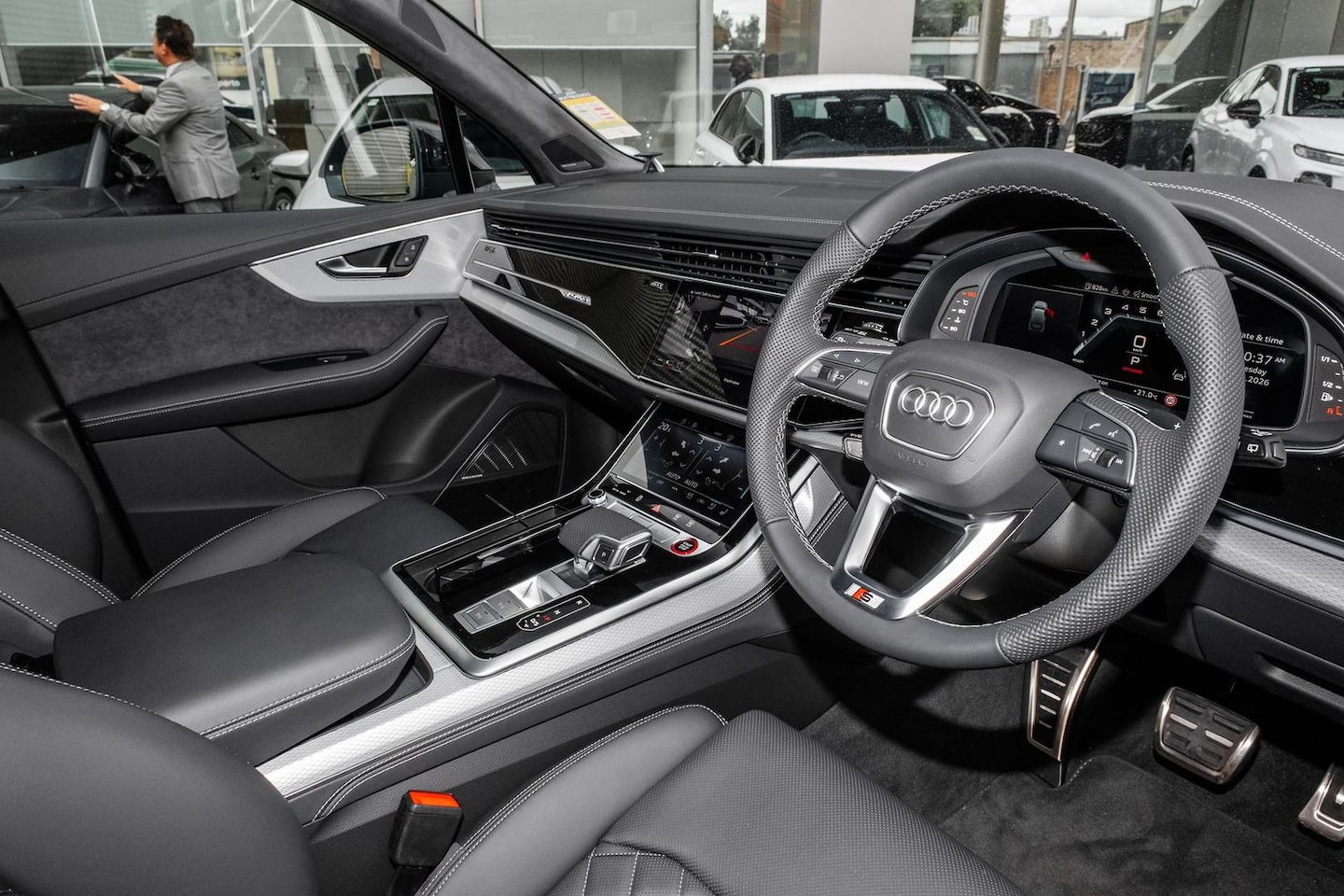 Image about Audi SQ7 SUV TFSI quattro tiptronic