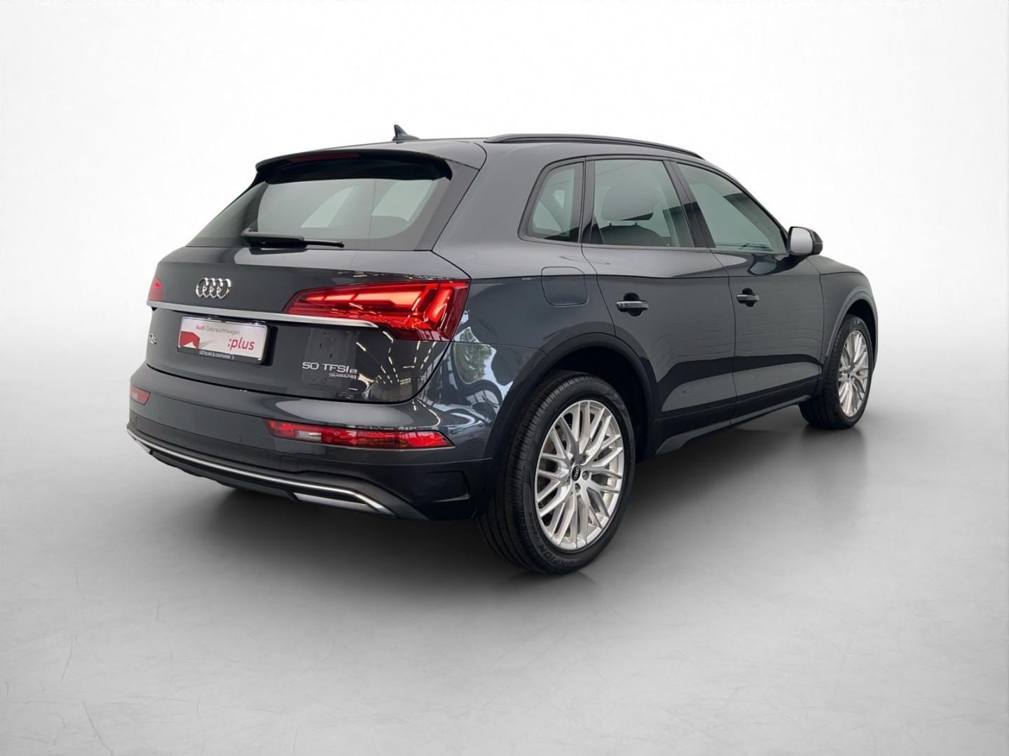 Bild über Audi Q5 TFSI e 50 TFSI e quattro S tronic - für weitere Informationen kontaktieren Sie den Audi Partner