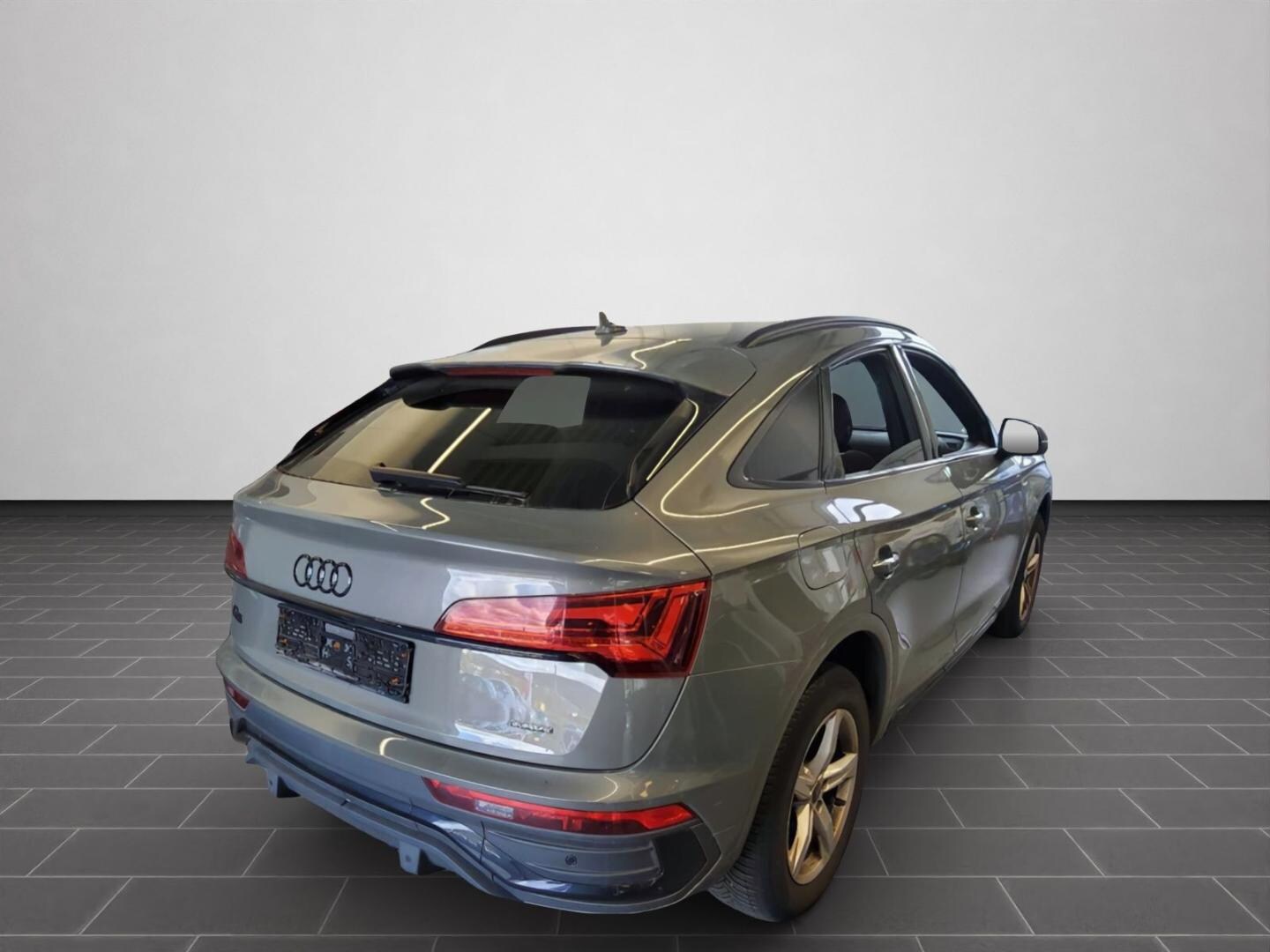 Bild über Audi Q5 Sportback 40 TFSI quattro S tronic - für weitere Informationen kontaktieren Sie den Audi Partner