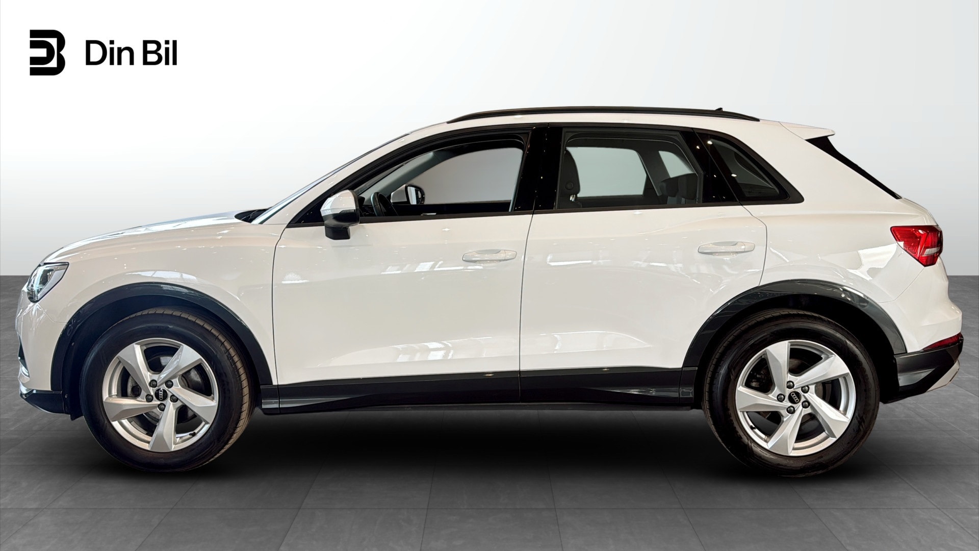 Bild som visar Audi Q3 Q3 35 TFSI Proline advanced 150 hk S tronic - för mer information kontakta din Audi Partner