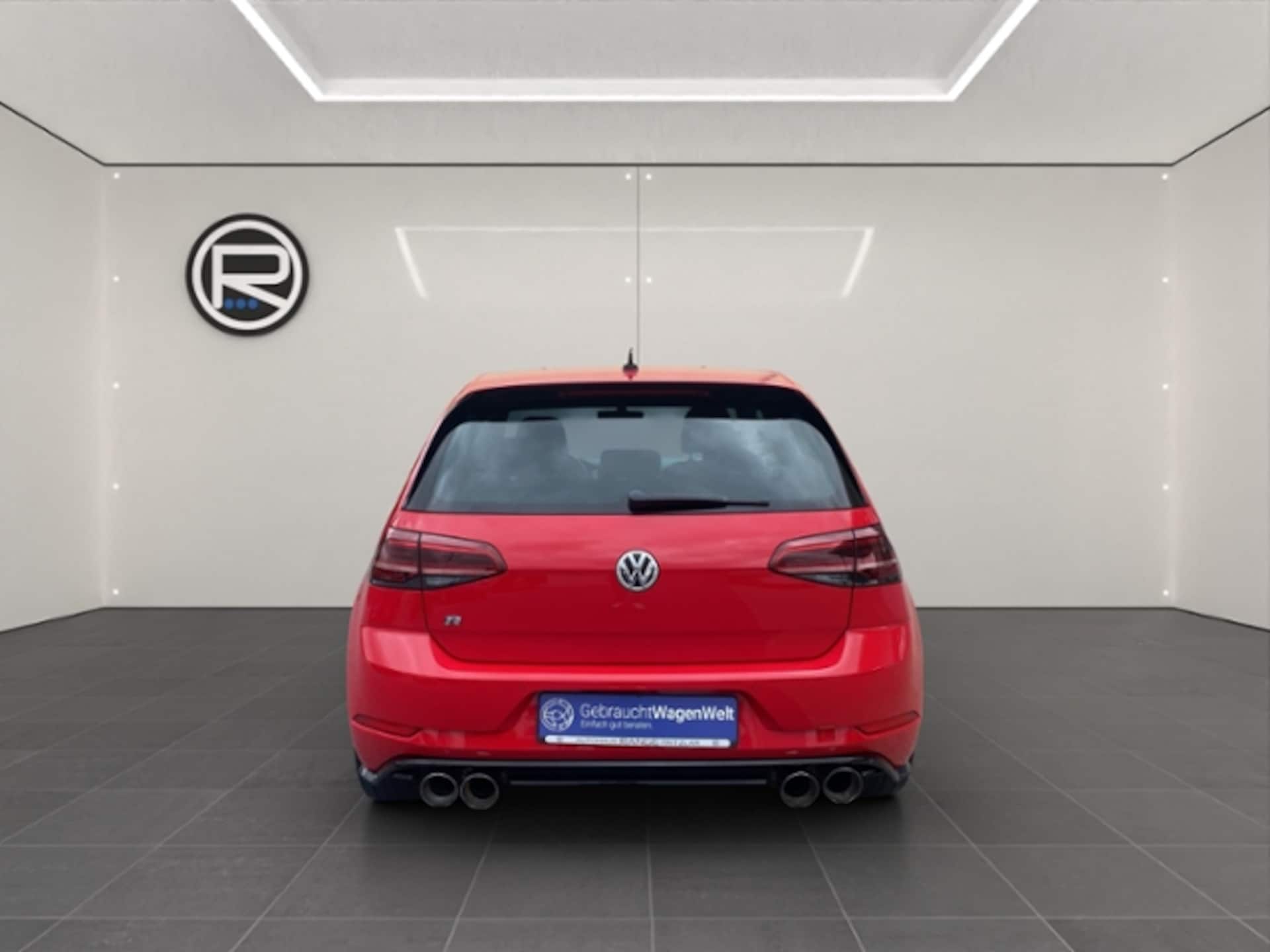 Volkswagen Golf R