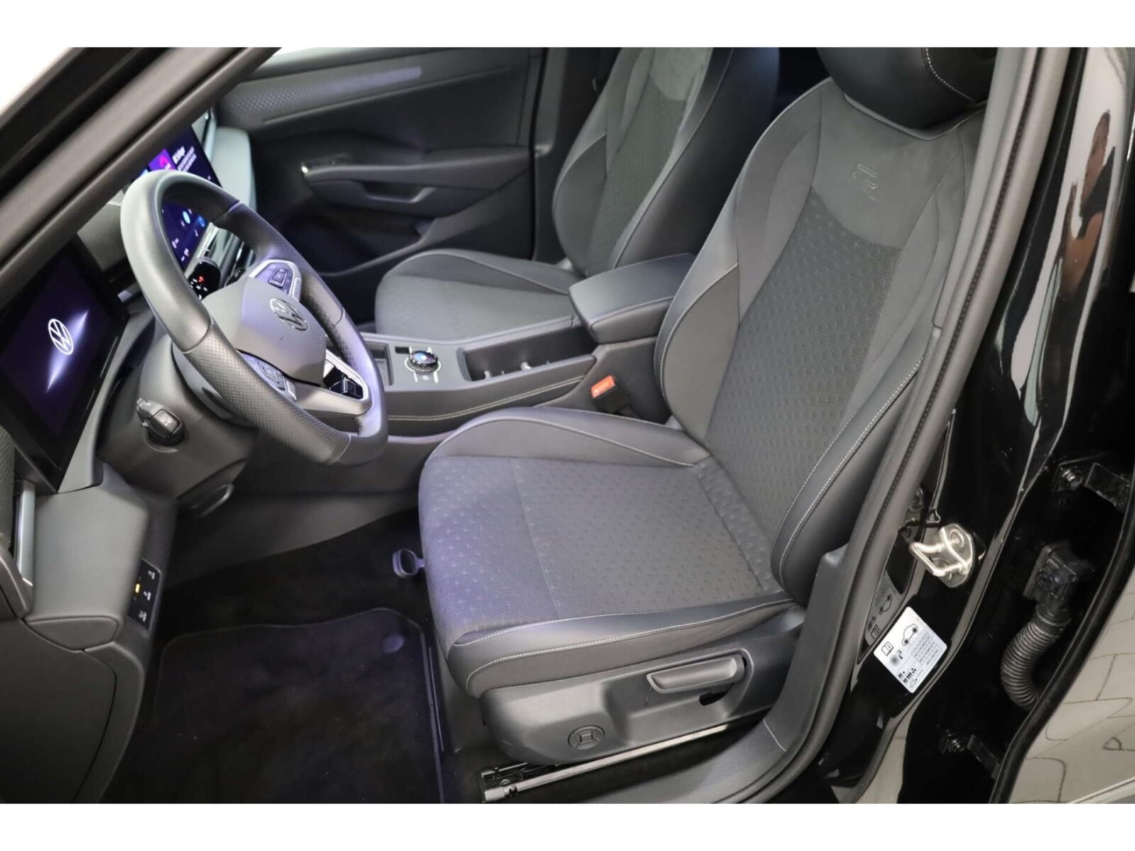 Volkswagen T-Roc – Bild 6