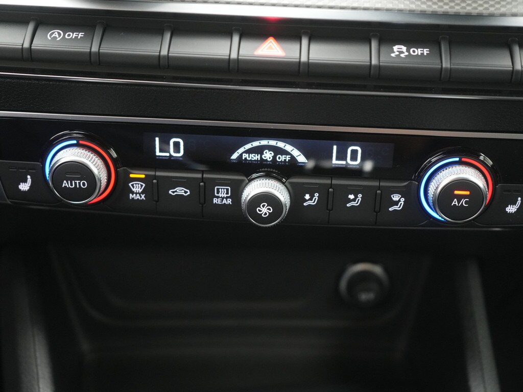 Image about Audi Q2 advanced 30 TFSI Schaltgetriebe