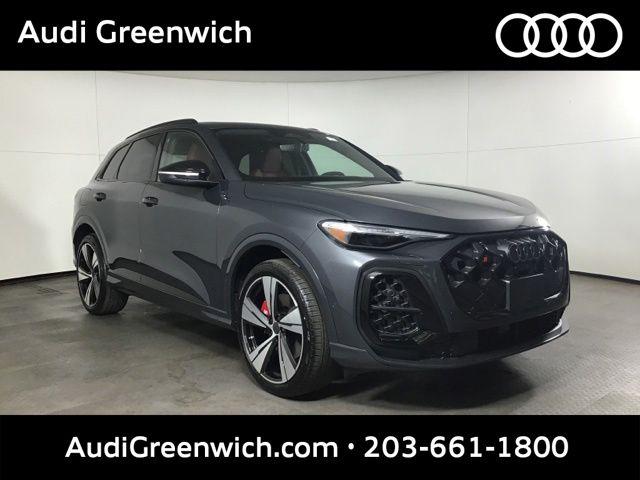 2026 Audi SQ5 Premium Plus quattro's photo