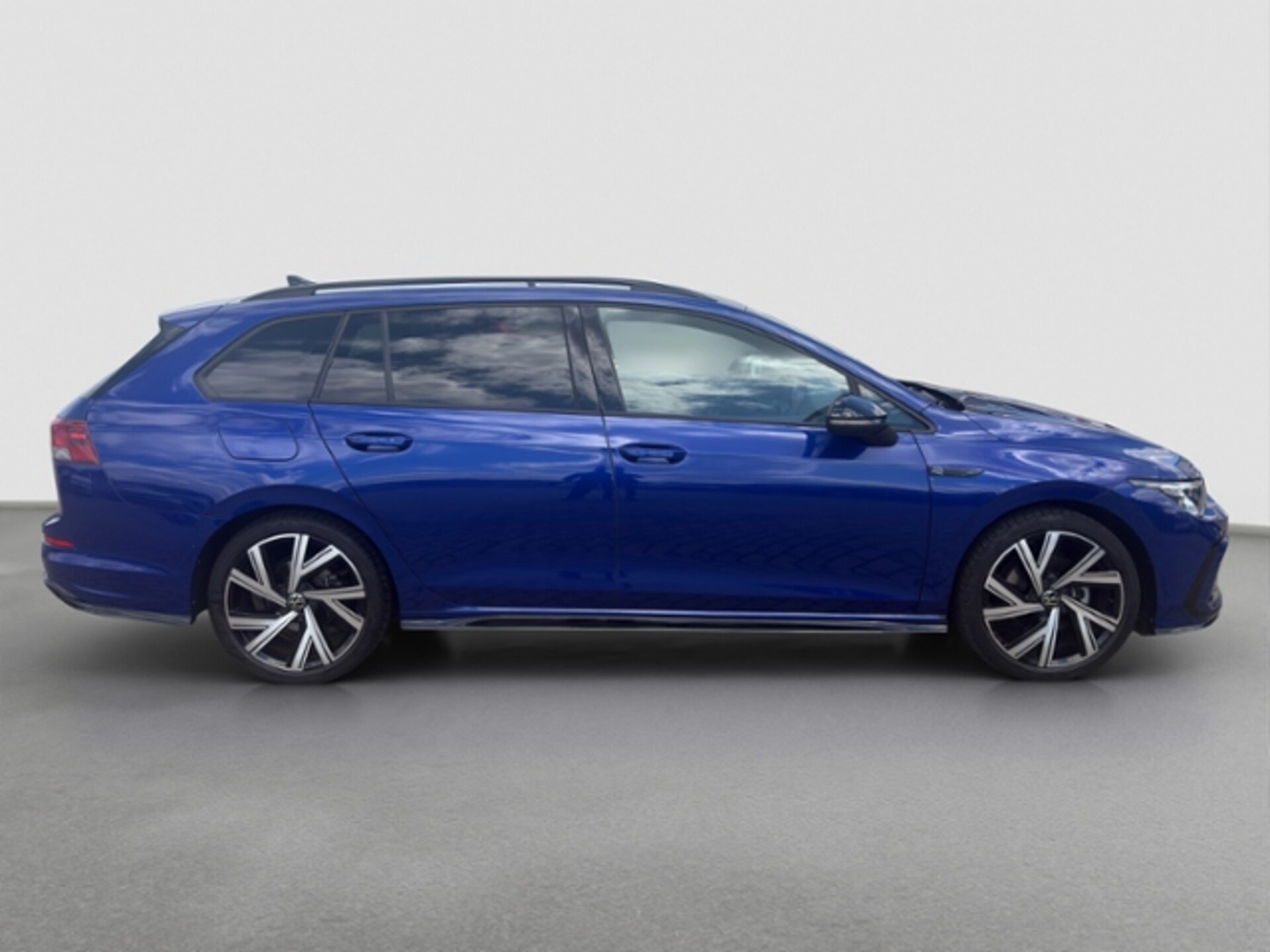 Volkswagen Golf Variant R-Line