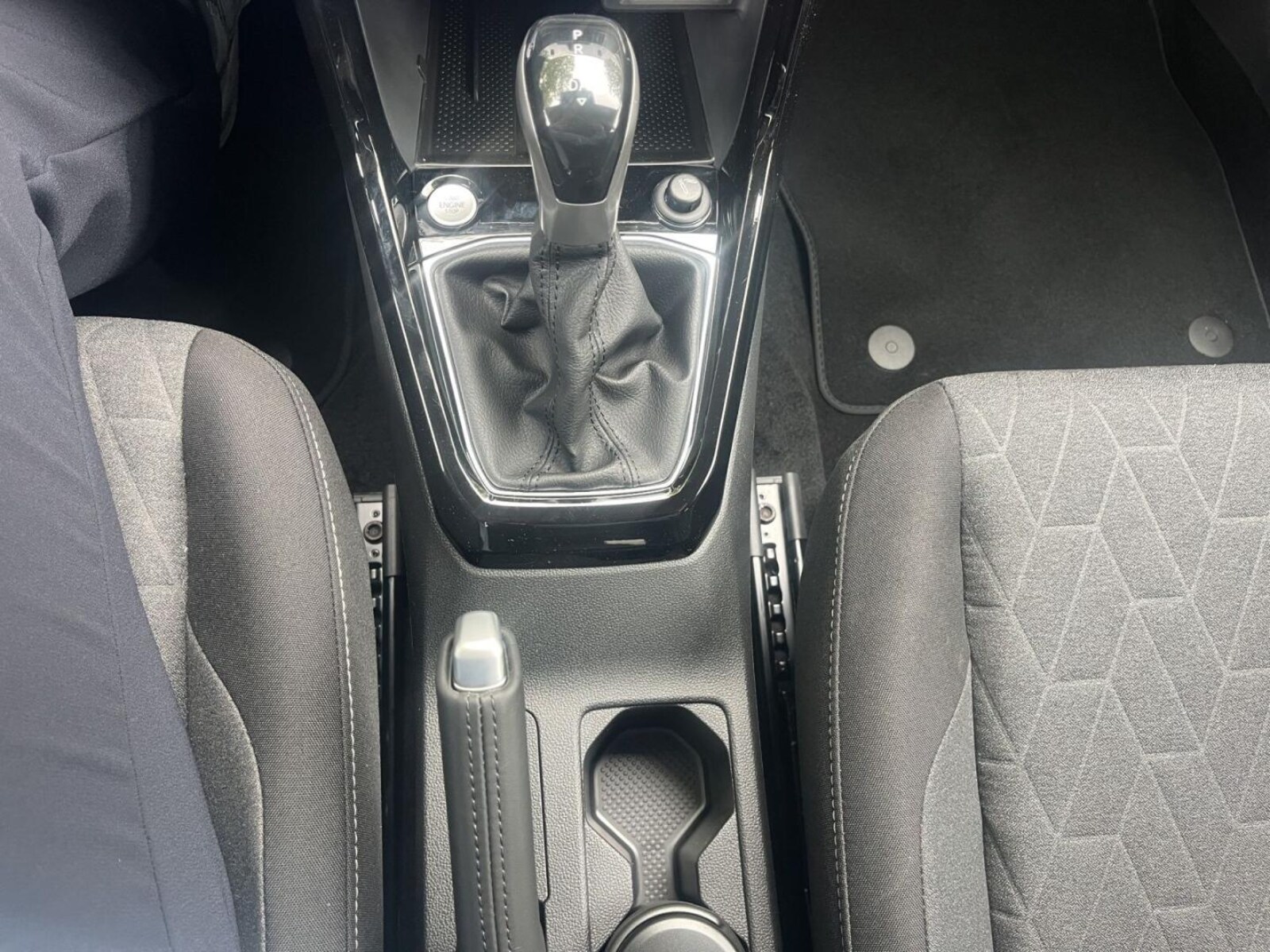 Volkswagen T-Cross – Bild 11