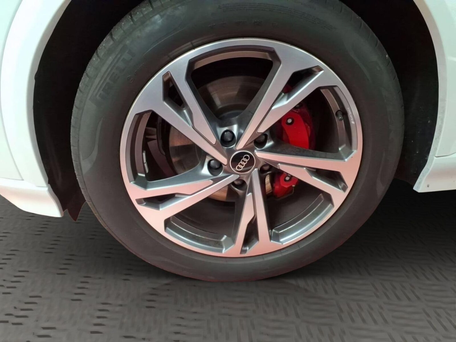 Audi Q6 e-tron – Bild 10