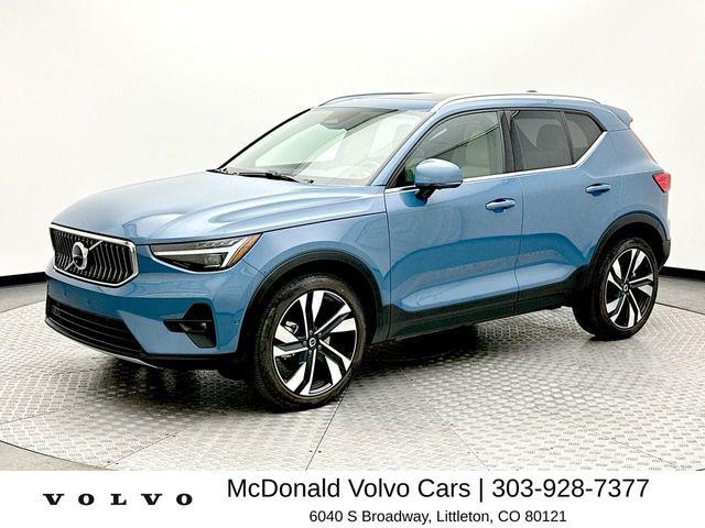 2023 Volvo XC40