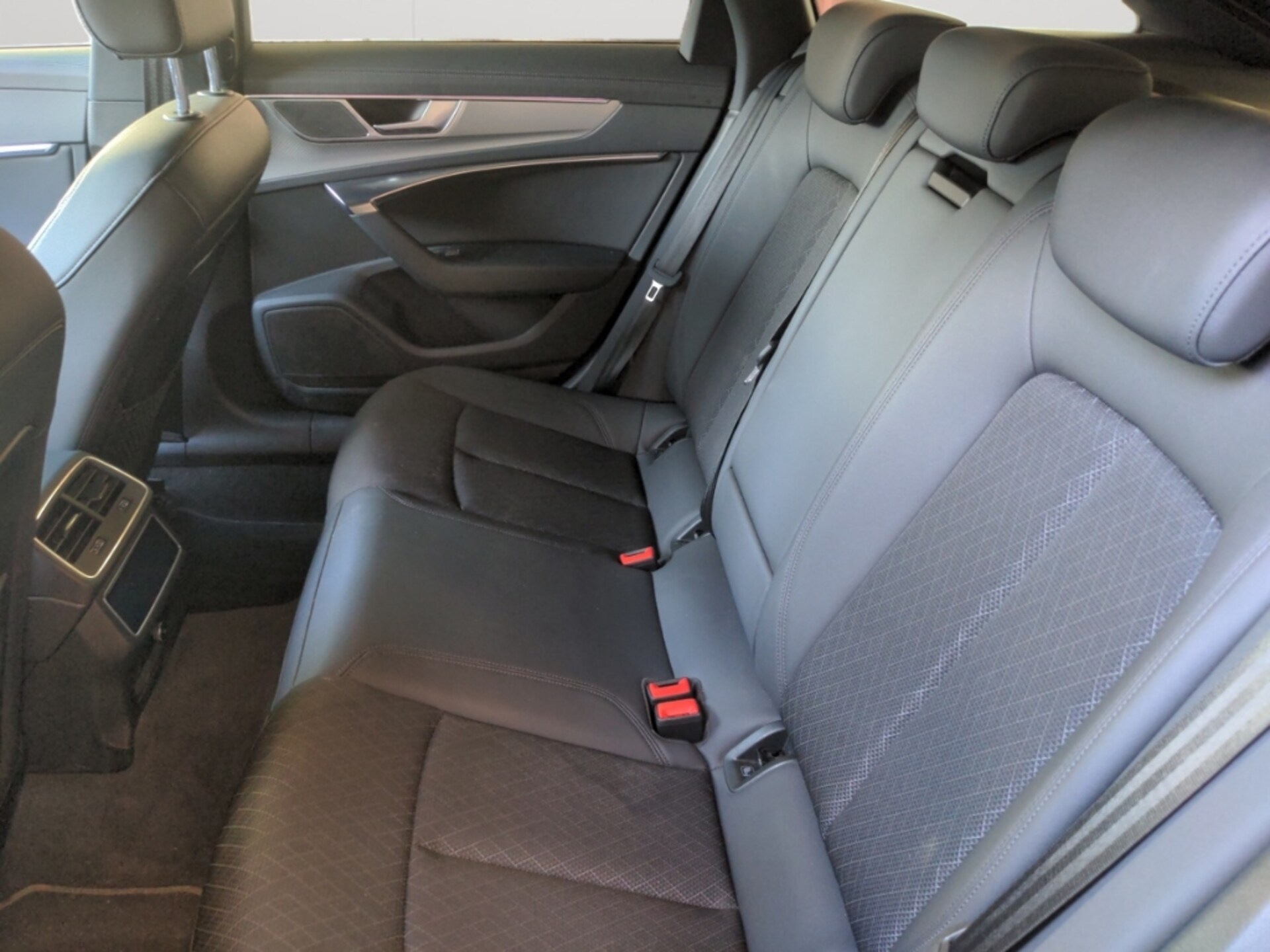 Audi A6 Avant Design