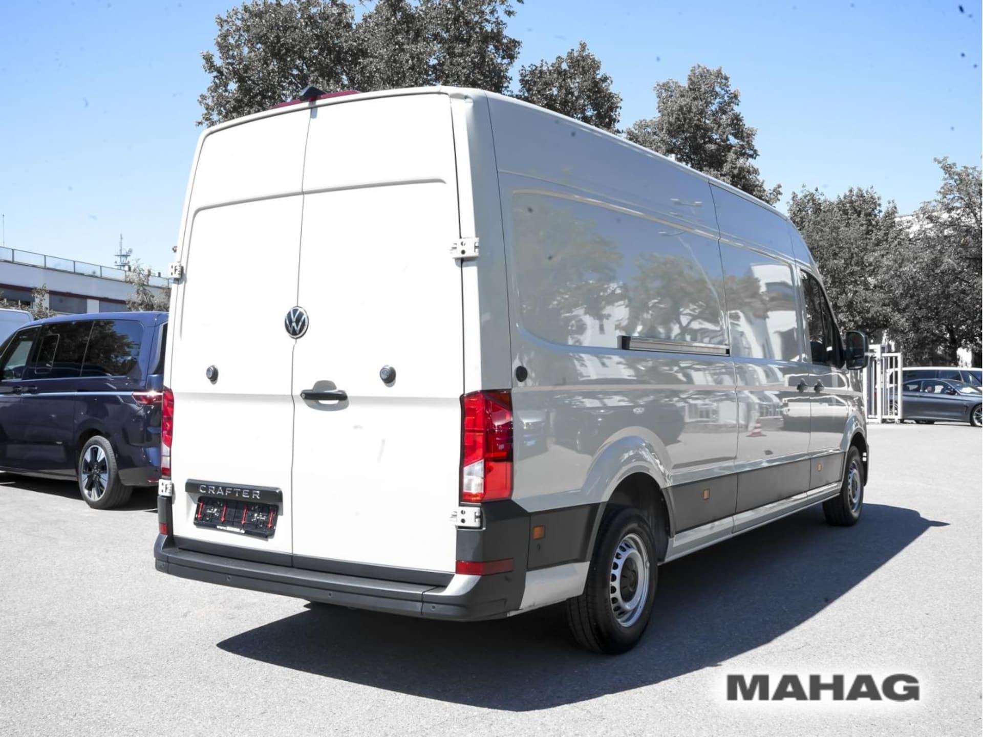 Volkswagen Crafter Kasten langer Radstand