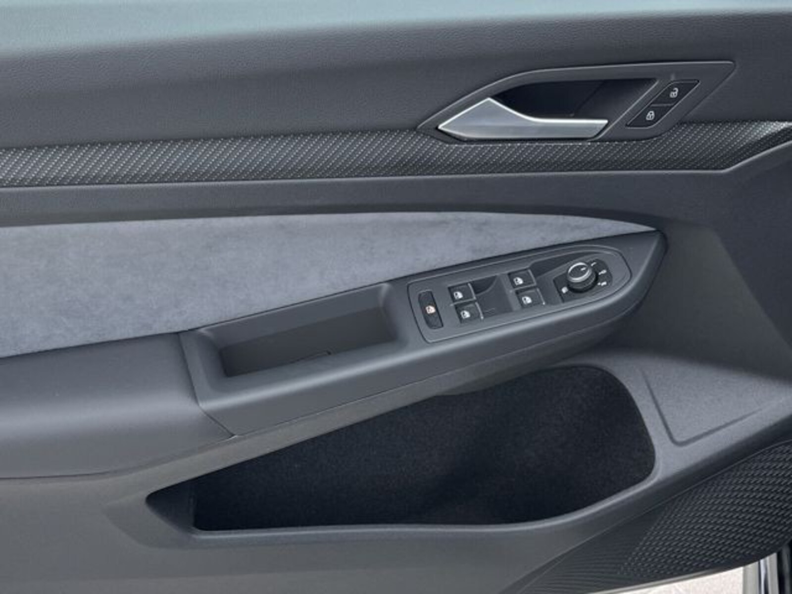 Volkswagen Golf Variant – Bild 14