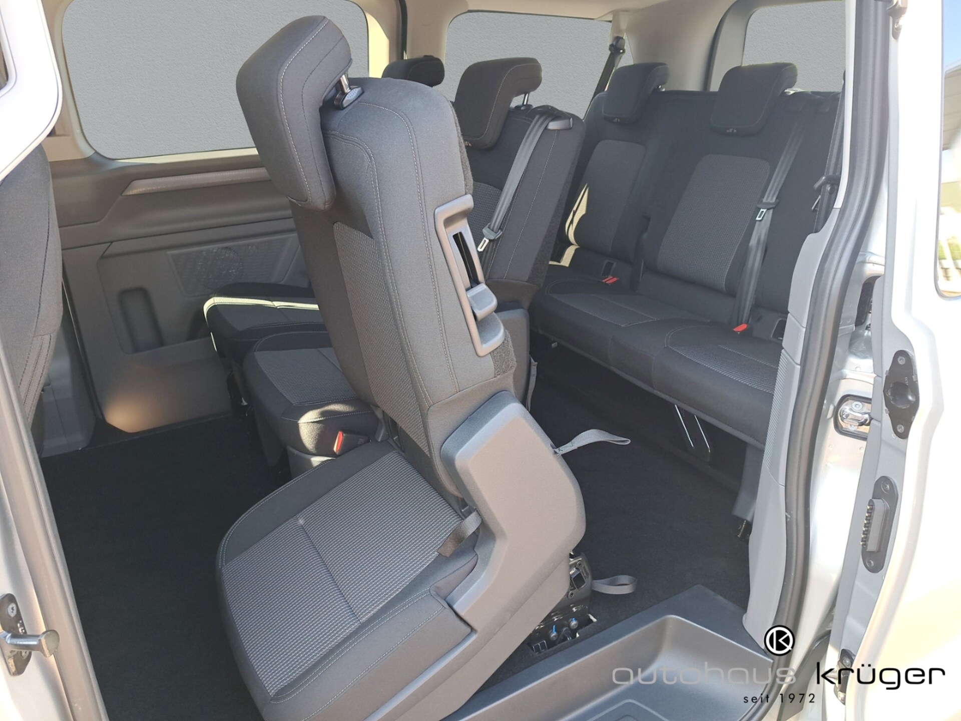 Volkswagen Caravelle Basis-Modell