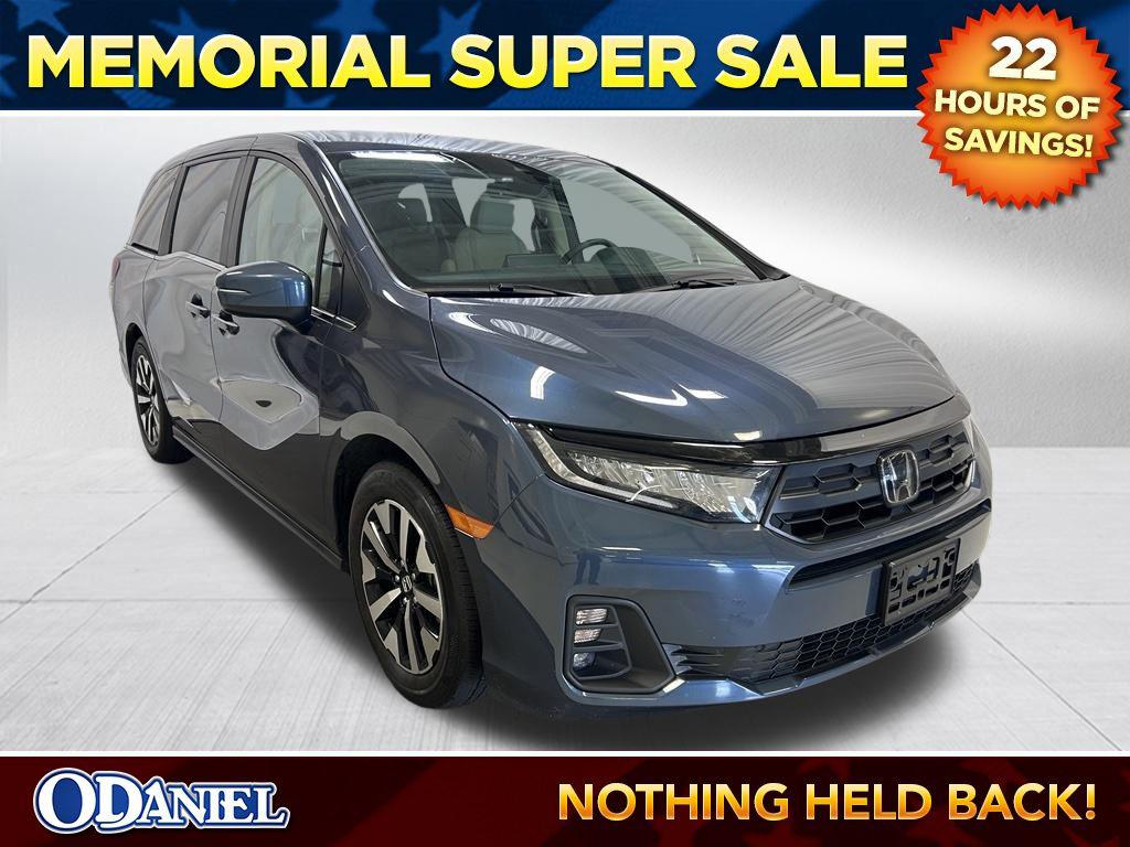 2025 Honda Odyssey EX-L's photo