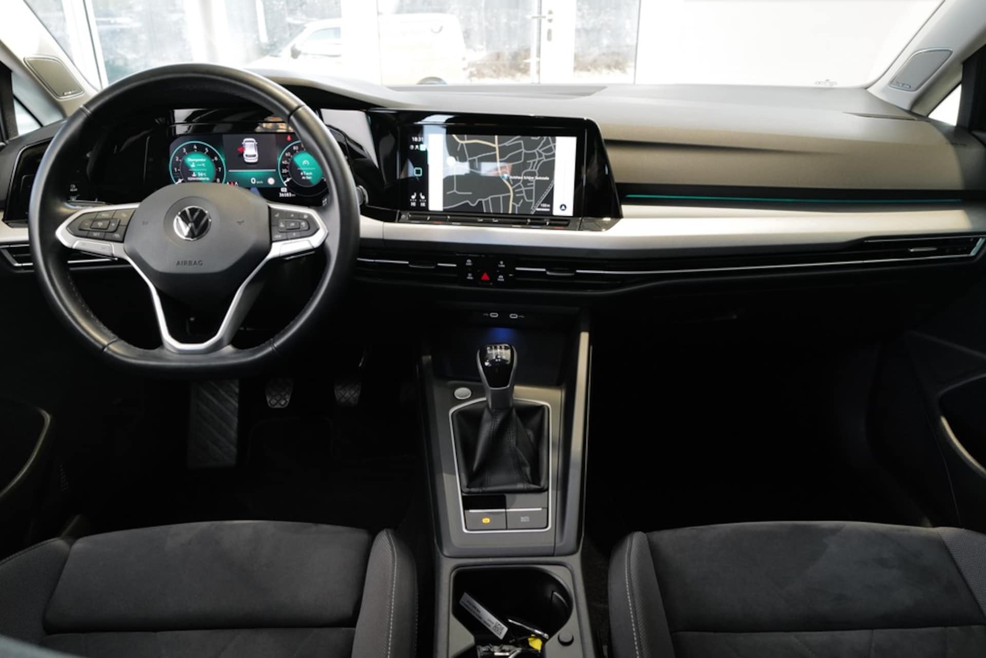 Volkswagen Golf Life