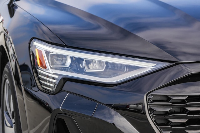2024 Audi Q8 e-tron