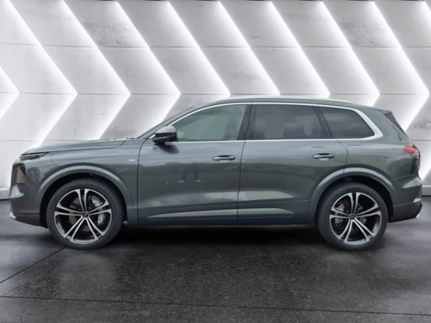 Bild über Audi Q7 SUV TDI quattro 220 kW tiptronic - für weitere Informationen kontaktieren Sie den Audi Partner