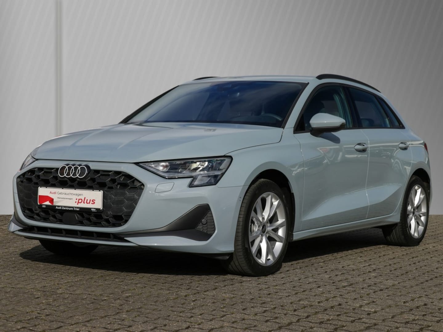 Bild über Audi A3 Sportback 35 TFSI Schaltgetriebe - für weitere Informationen kontaktieren Sie den Audi Partner