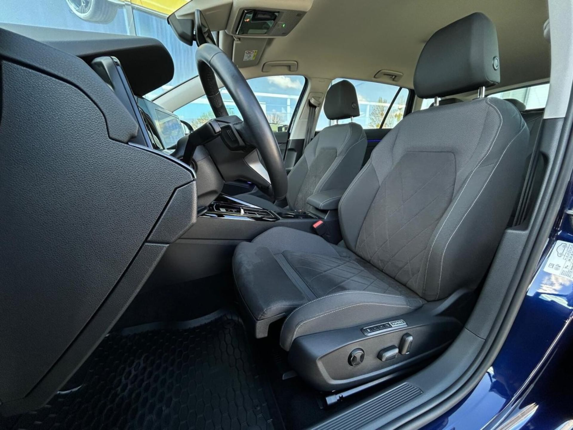 Volkswagen Golf Variant Style