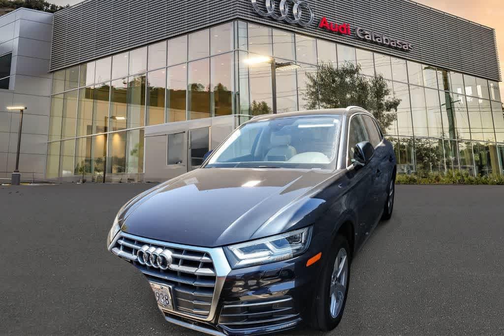 2018 Audi Q5 2.0T quattro S tronic Premium Plus's photo