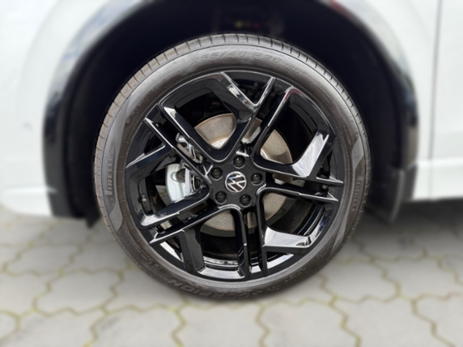 Volkswagen Tiguan – Bild 8