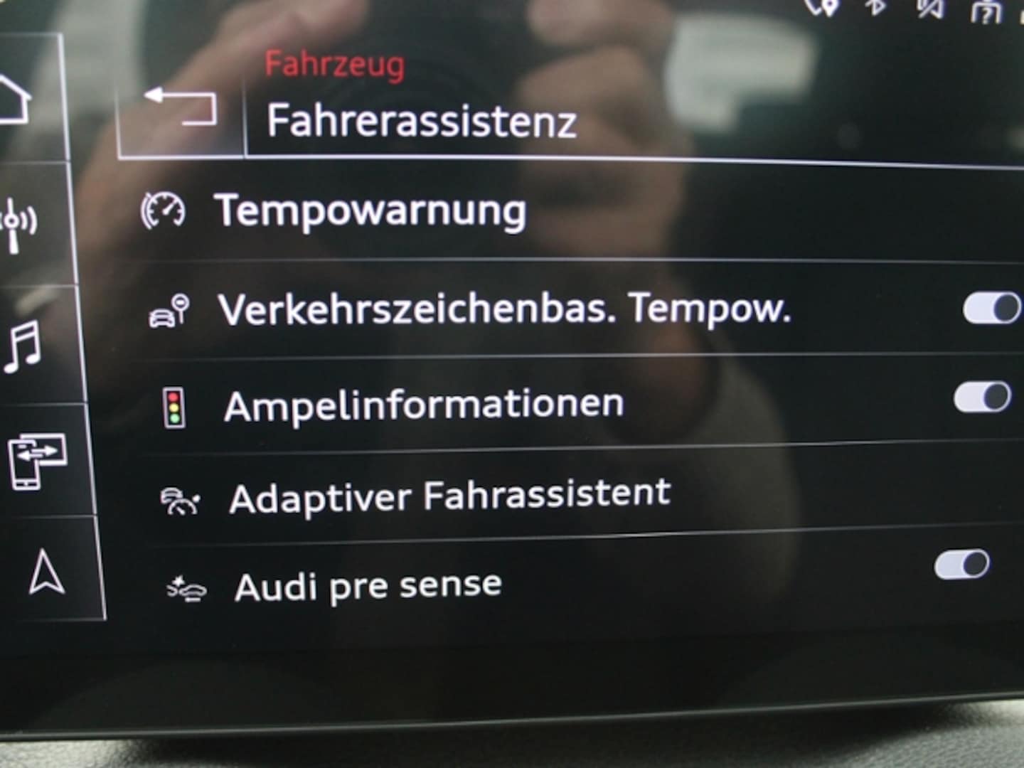 Bild über Audi Q2 advanced 35 TFSI S tronic - für weitere Informationen kontaktieren Sie den Audi Partner