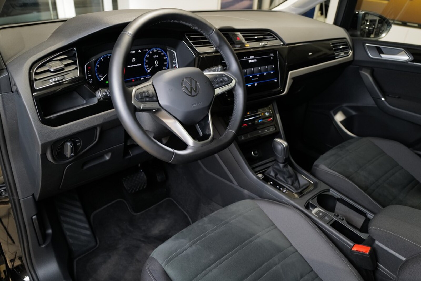 Volkswagen Touran – Bild 3