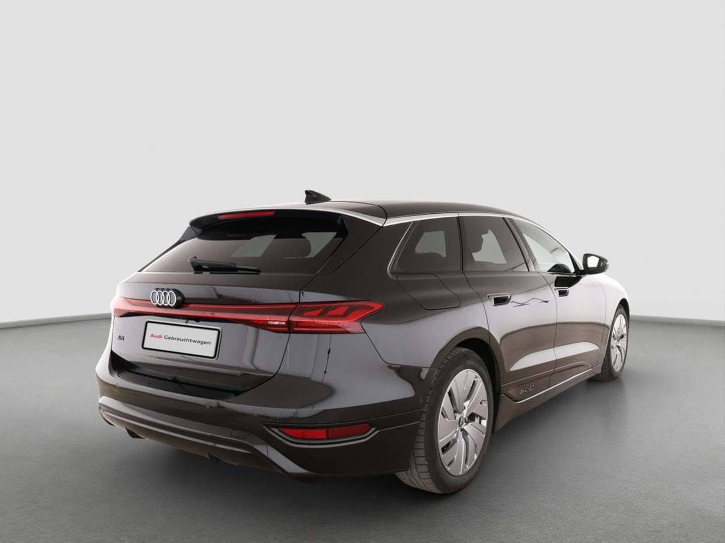 Bild über Audi A6 Avant e-tron e-tron - für weitere Informationen kontaktieren Sie den Audi Partner