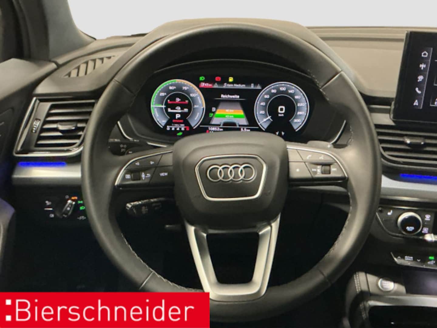 Bild über Audi Q5 TFSI e S line business 55 TFSI e quattro S tronic - für weitere Informationen kontaktieren Sie den Audi Partner