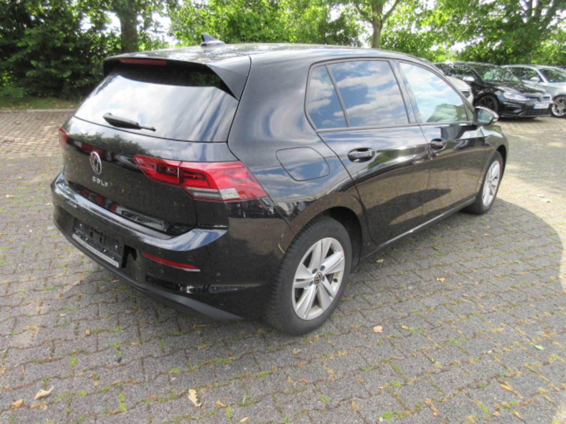 Volkswagen Golf Life