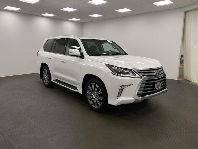 Photo of 2017 Lexus LX 570 