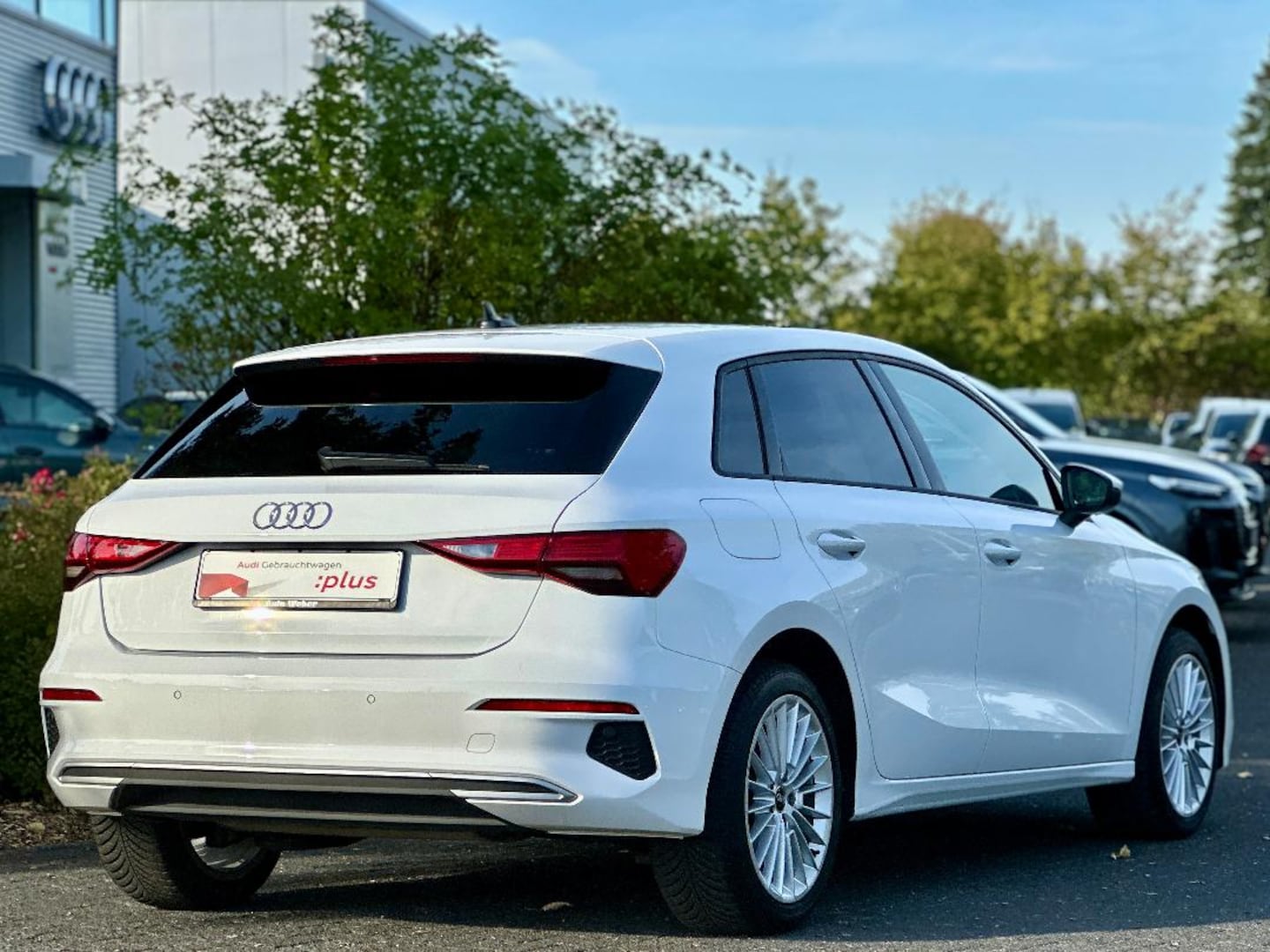 Bild über Audi A3 Sportback advanced 30 TFSI S tronic - für weitere Informationen kontaktieren Sie den Audi Partner