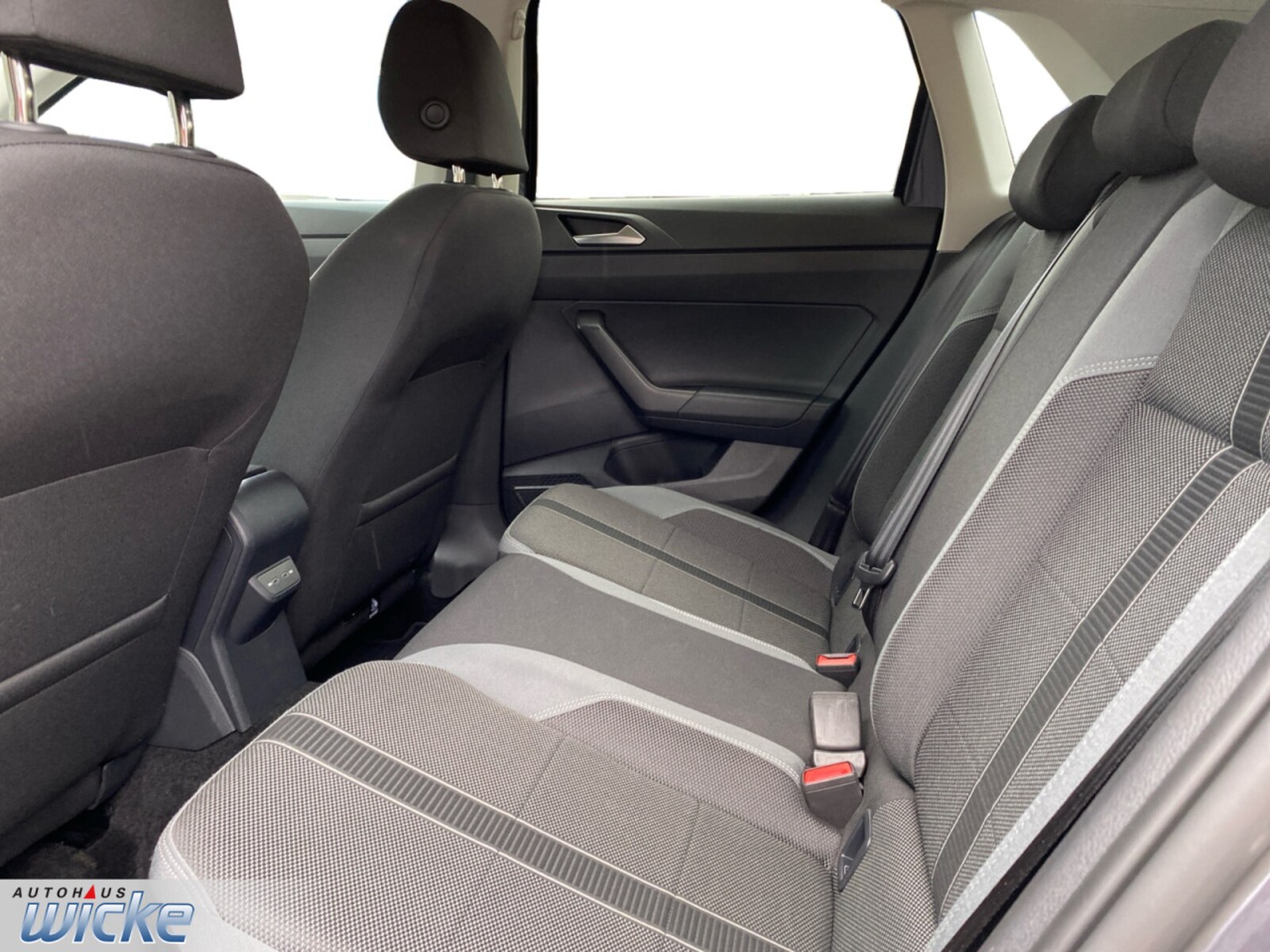 Volkswagen Polo – Bild 12