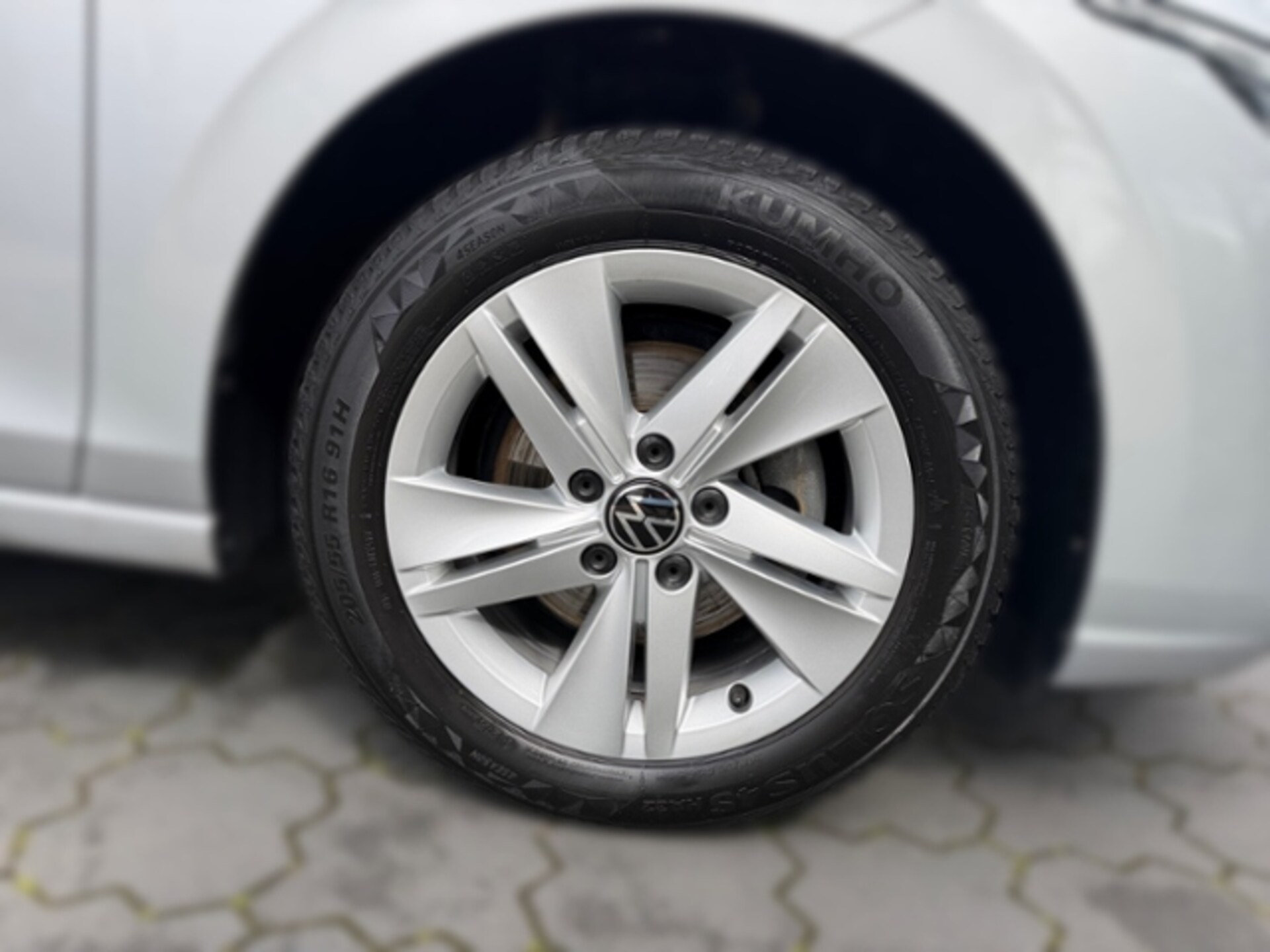 Volkswagen Golf Life