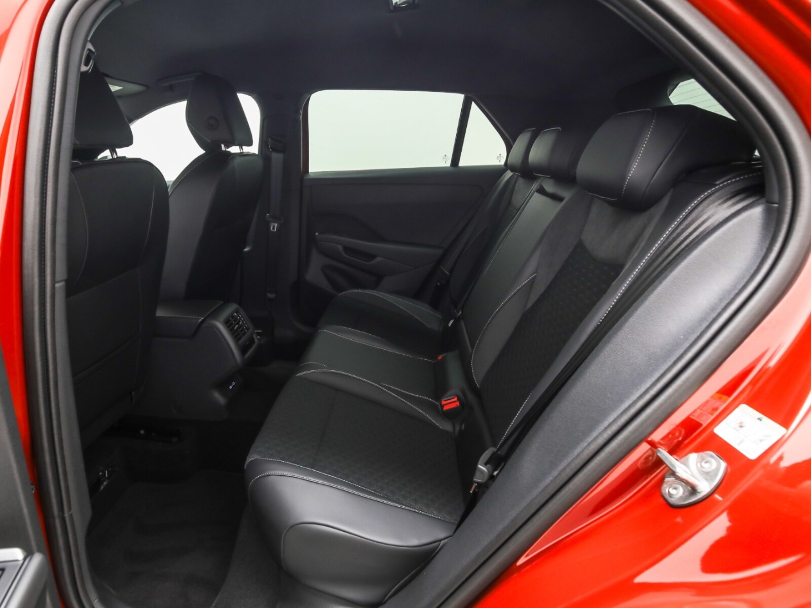 Volkswagen T-Roc – Bild 11