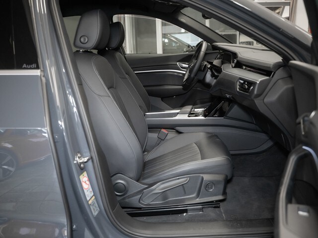Image about Audi Q8 Sportback e-tron advanced 55 e-tron quattro
